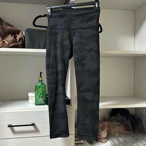 Lululemon cropped leggings
